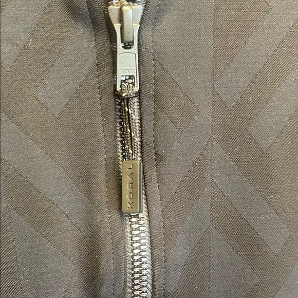 Koral YOGA black Patterned Jacket size M - Picture 5 of 5